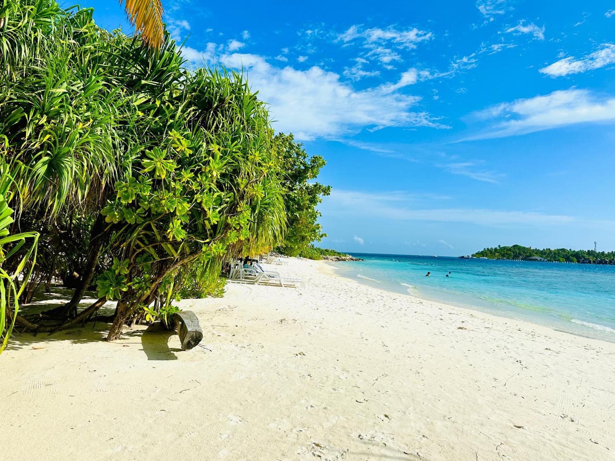 Готель Paguro Seaview Bodufolhudhoo Екстер'єр фото